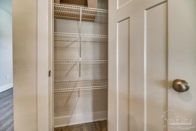 Building Photo - 7917 Sweet Retreat Ln