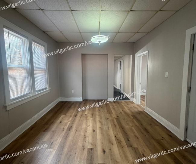 Building Photo - 4856 Magoun Ave