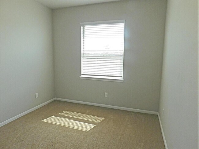 Building Photo - 6119 Mapleton Meadow Ln