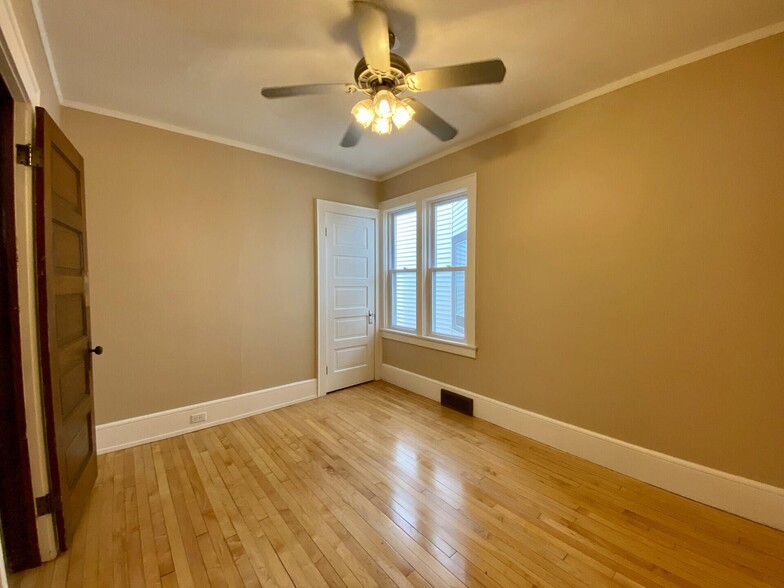 Building Photo - 1546 N 48th St
