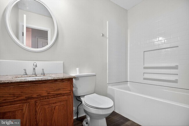 Building Photo - 22513 Castle Pollard Way