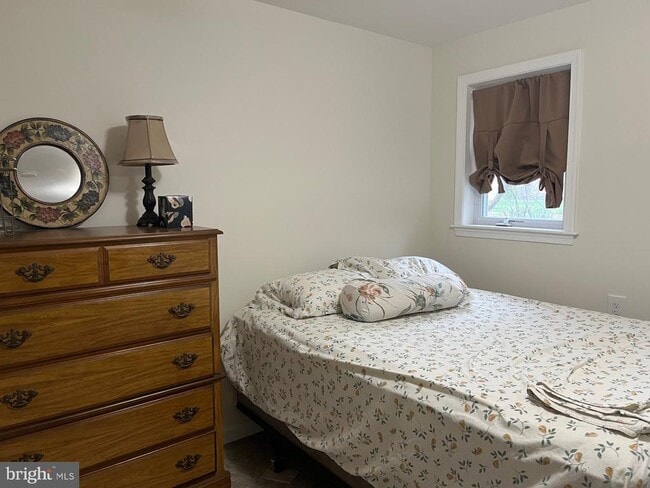 Building Photo - 9325 Talisman Dr