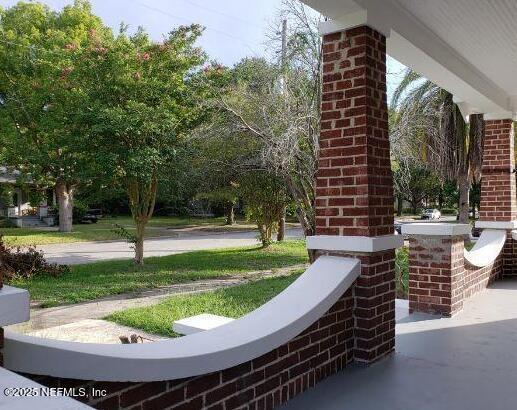 Building Photo - 2137 Dellwood Ave
