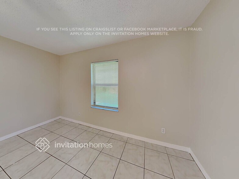 Building Photo - 3020 SW Vittorio St