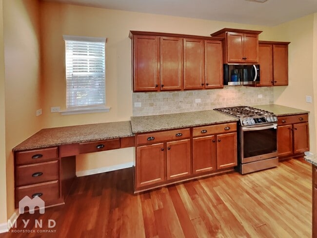 Building Photo - 9420 Ardrey Woods Dr