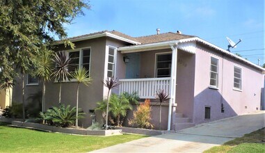 Building Photo - Spacious 4+2 SFR, 3 blocks from LMU, firep...