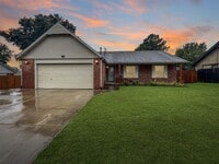 Building Photo - Just Listed – 3BD | 2BA | 2-Car Garage