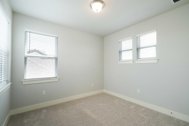 Building Photo - 9124 Cattle Baron Path