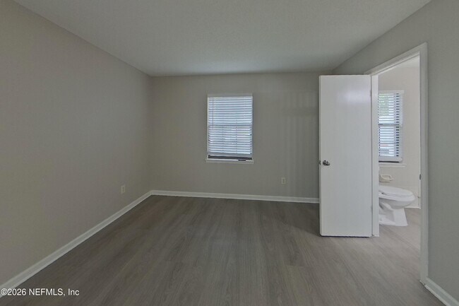 Building Photo - 3572 Raymur Villa Dr