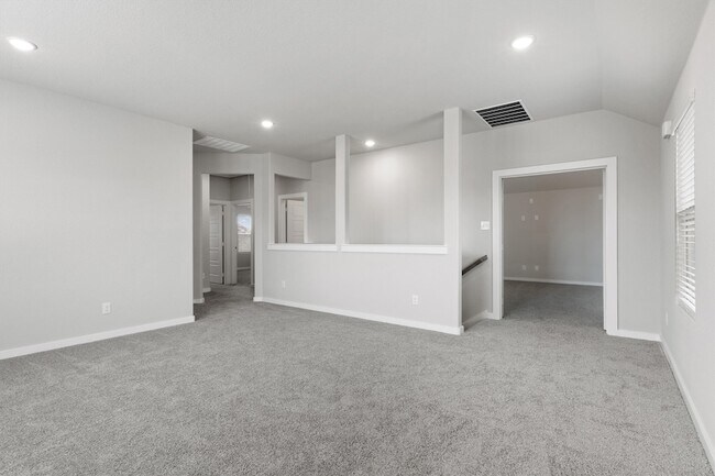 Building Photo - 2010 Sandpiper Wy