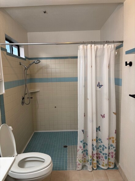 Bathroom 1 - 309 Forrest Ave