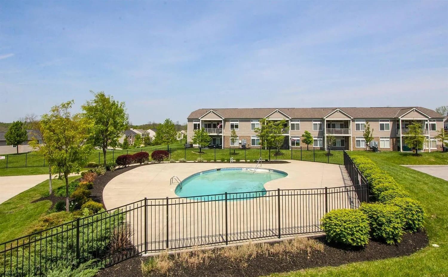 Building Photo - 7947 Oakbridge Way