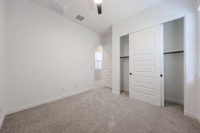 Building Photo - 31674 N 123rd Ave
