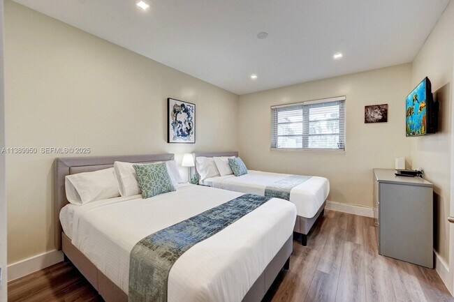 Building Photo - 801 Harrison St