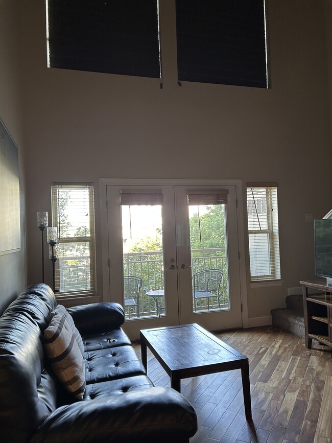 Building Photo - 5 S 500 W