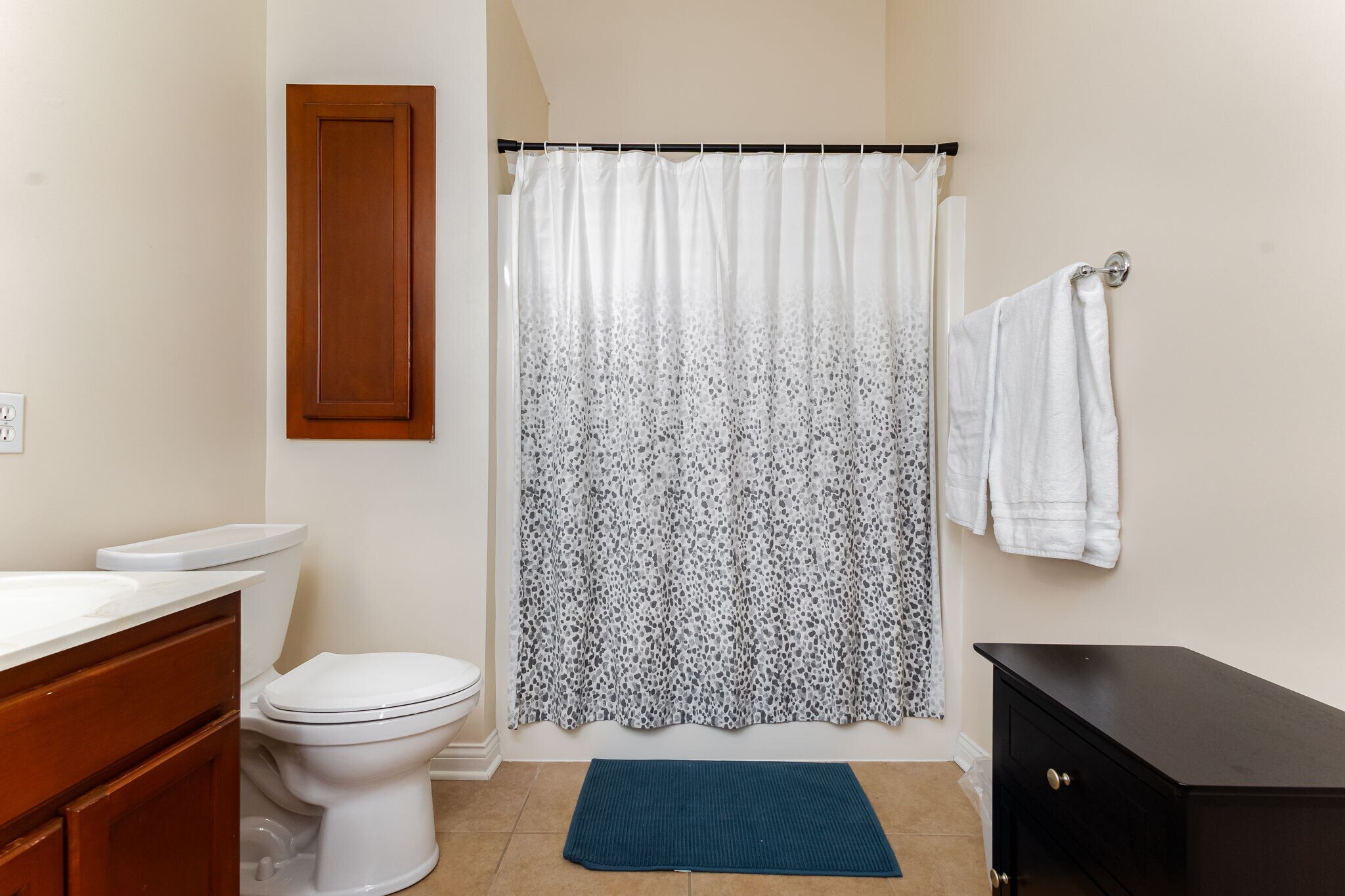 Building Photo - 433 Abbey St