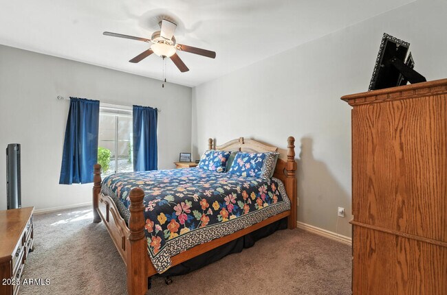 Building Photo - 5350 E Deer Valley Dr