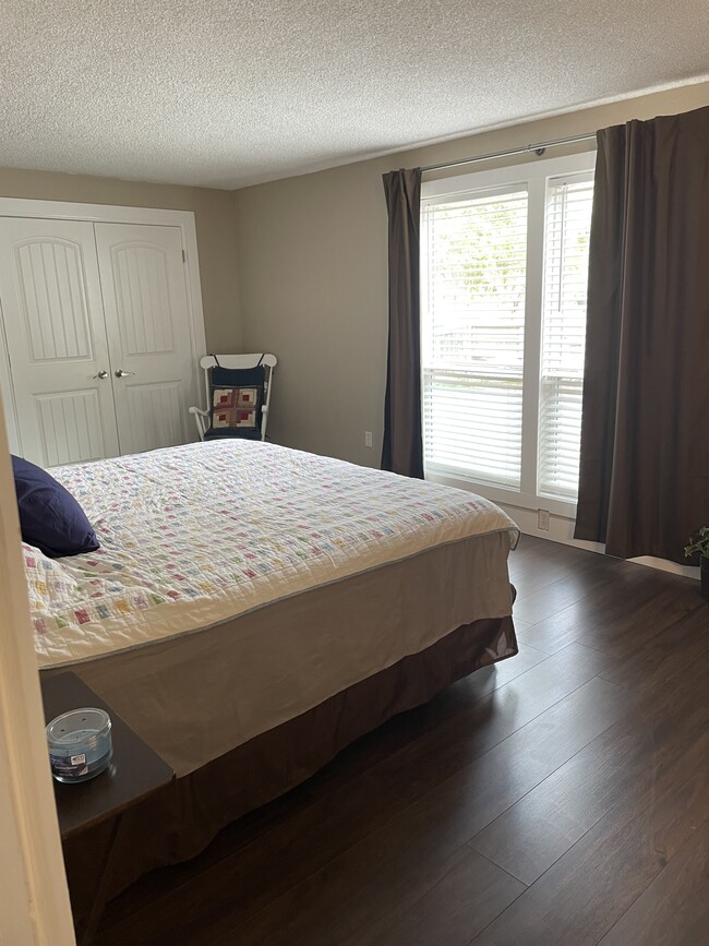 Building Photo - 9992 FM1283