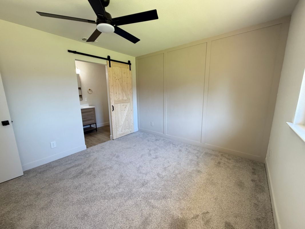 Building Photo - 8732 El Toreador Way