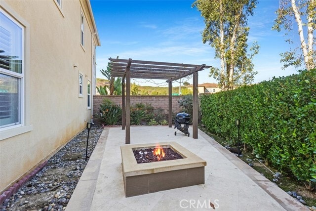 Building Photo - 2854 Alamitos Rd