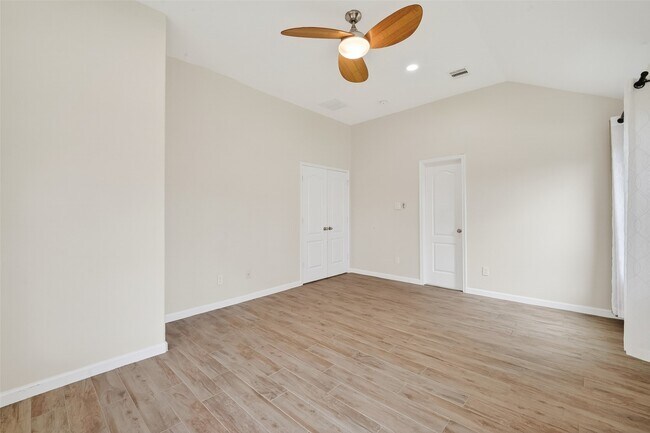 Building Photo - 1814 Midnight Ln