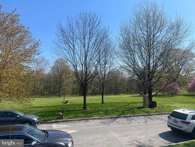 Building Photo - 3031 Shannon Dr