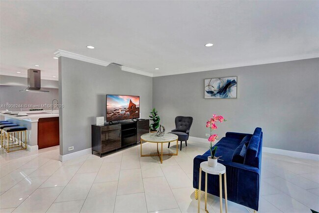 Building Photo - 1804 SW 102nd Ct