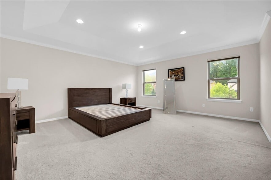 Building Photo - 41761 Steinbeck Gln