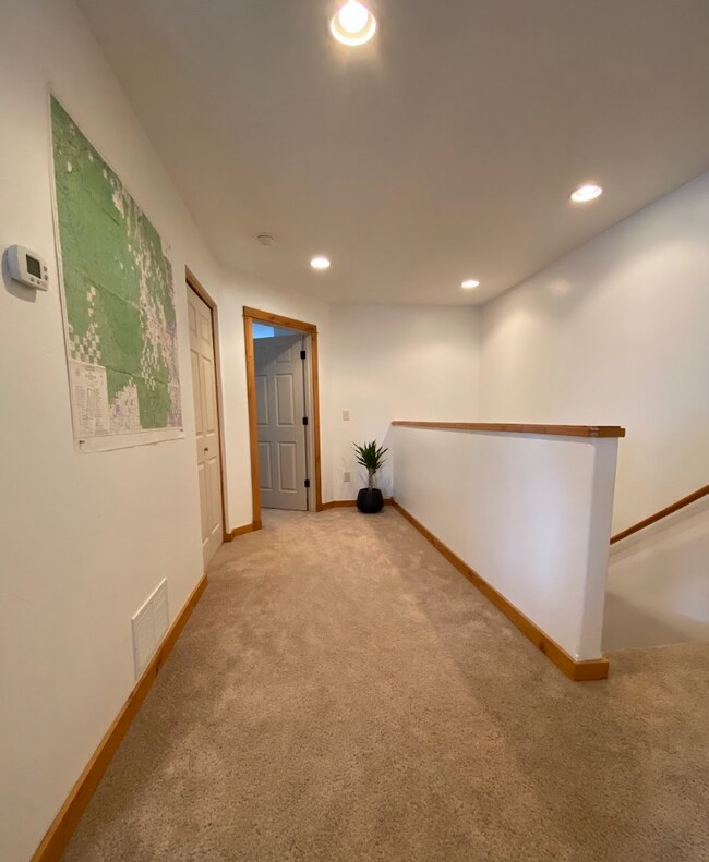 Building Photo - 3143 Cattail St