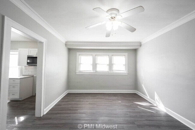 Building Photo - "Charming 3 Bedroom with Hardwood Floors i...