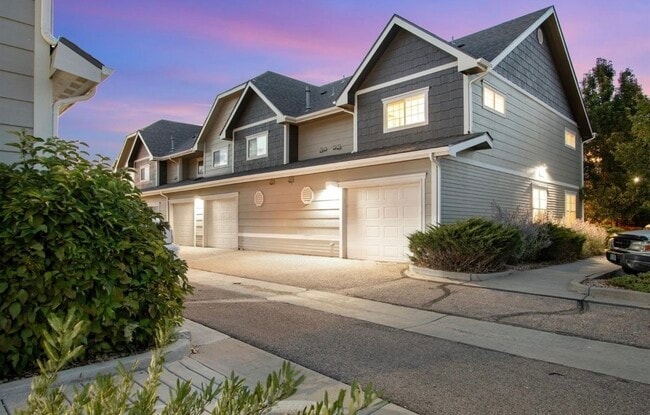 Building Photo - 3331 Apple Blossom Ln