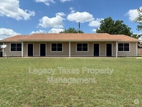 Building Photo - 1410 Courtney Pl