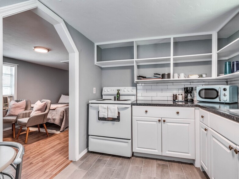 Building Photo - 1145 NW 48th St