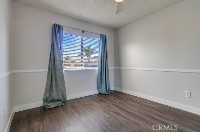 Building Photo - 7030 Seawind Dr