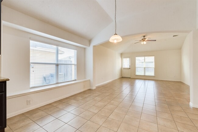 Building Photo - 3426 Lily Ranch Dr