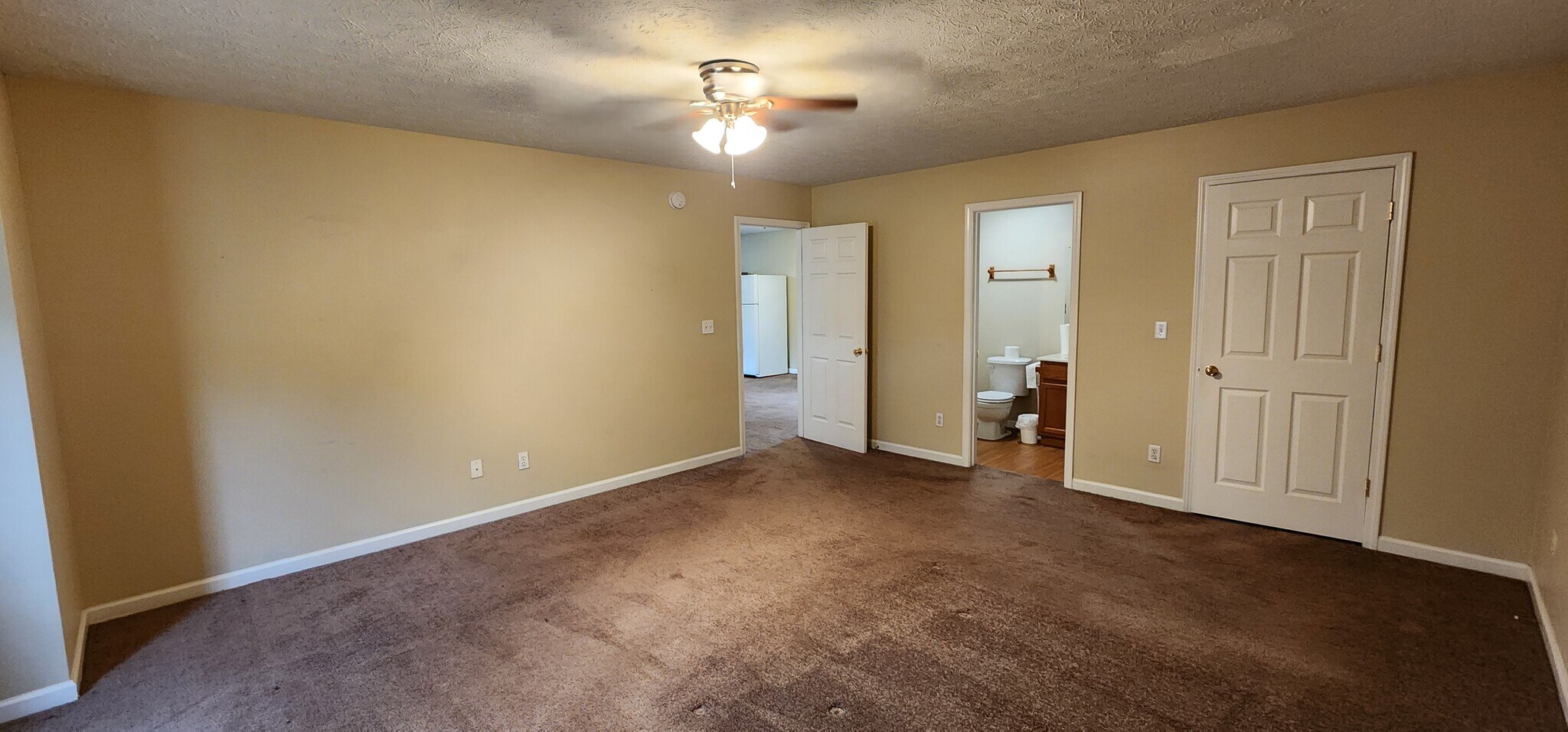 Building Photo - 1714 Bend View Ln