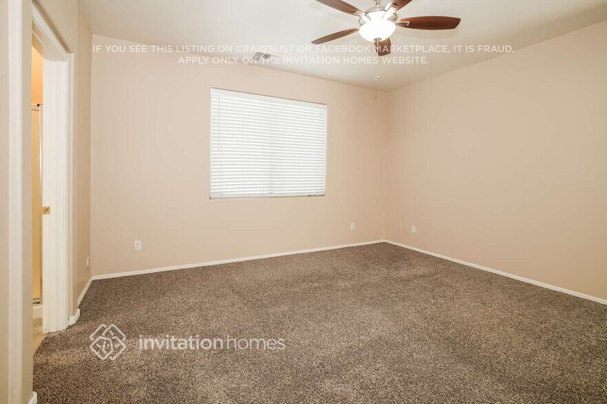 Building Photo - 6805 S 70th Dr