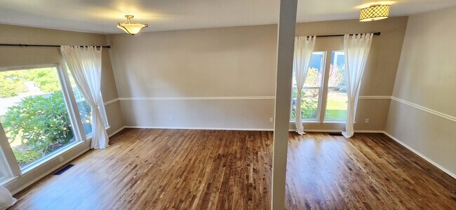 Building Photo - 23580 Brixton Pl