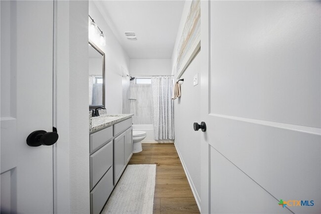 Building Photo - 711 Saddlehorn Dr