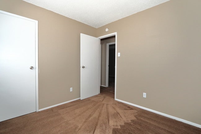 Building Photo - 1815 Stilton Court