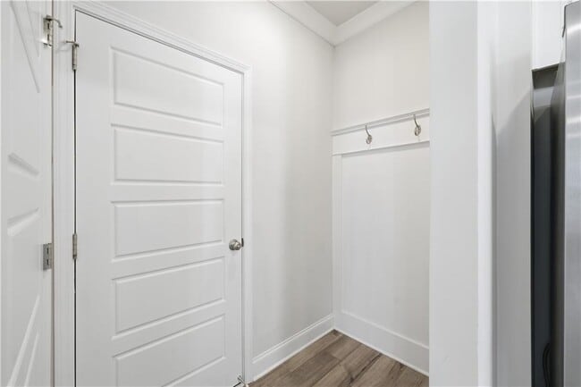 Building Photo - 1612 Dover Creek Ln