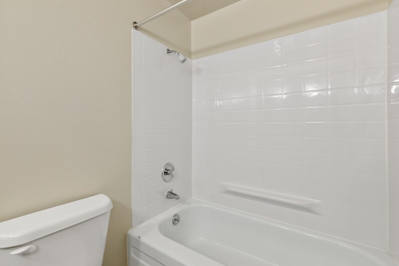 Building Photo - 12520 Roosevelt Way NE