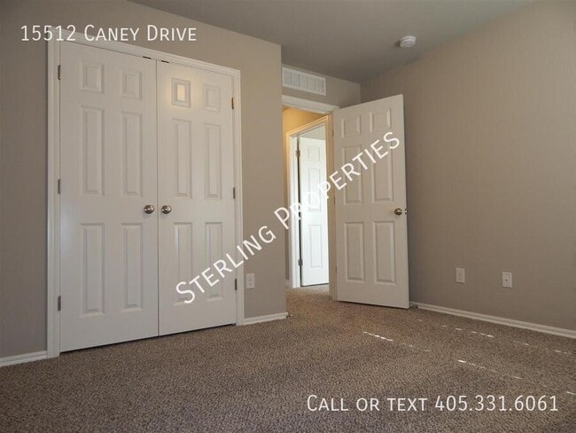 Building Photo - 15512 Caney Dr