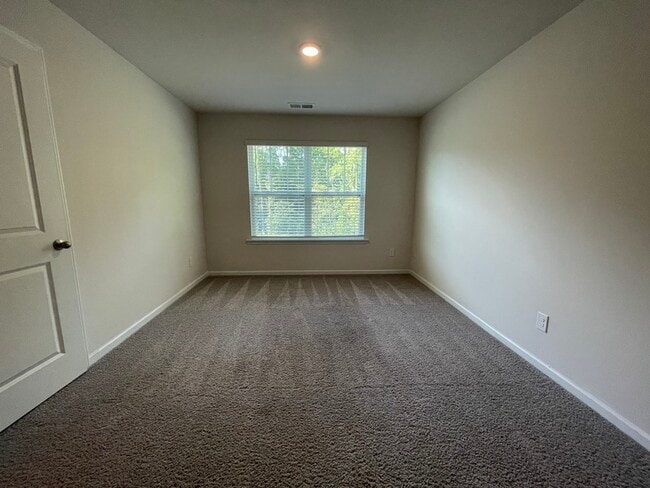 Building Photo - 11009 Austin Estates Dr