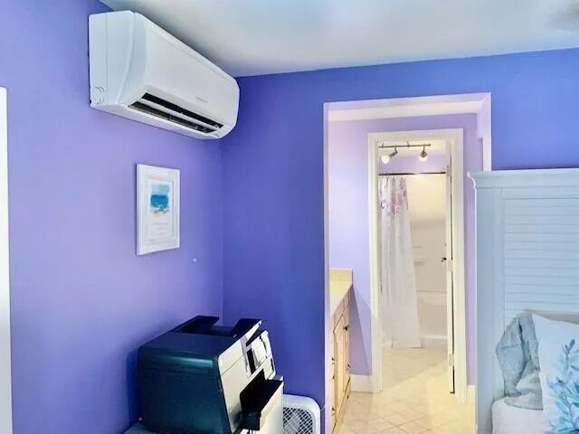 Building Photo - 802 S Emerald Dr