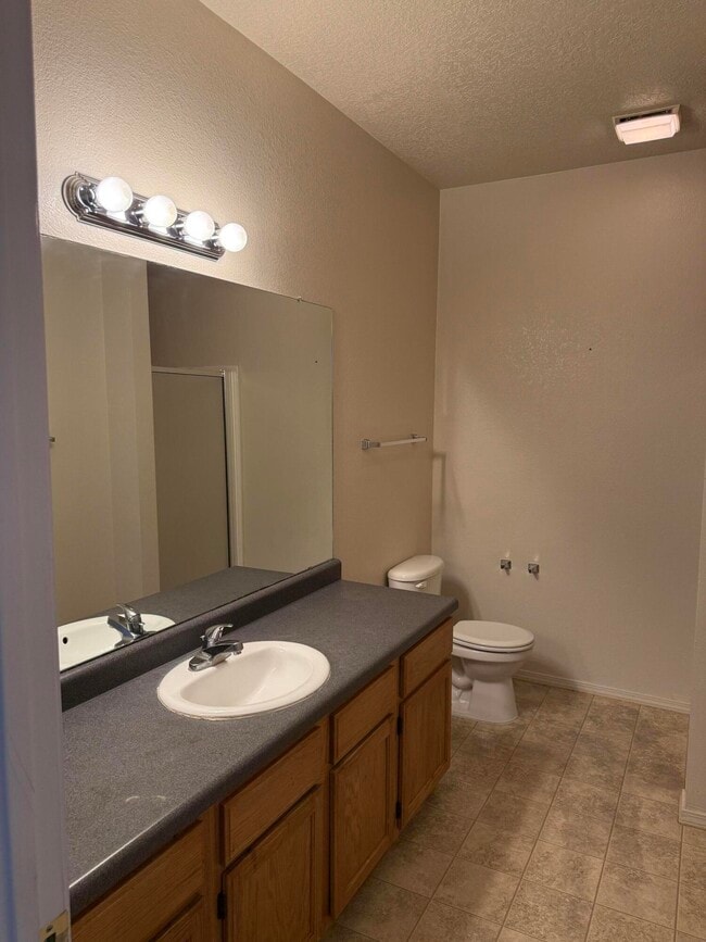 Building Photo - 4256 Sabana Loop SE