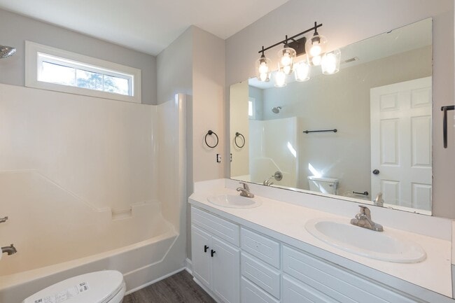 Building Photo - Amazing 3 bedroom home in Rocky Mount