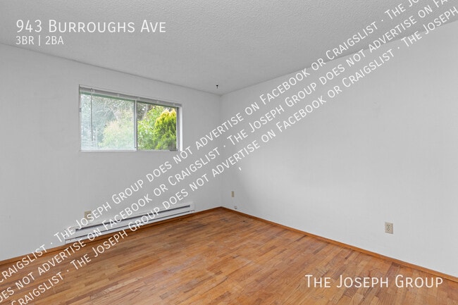 Building Photo - 943 Burroughs Ave