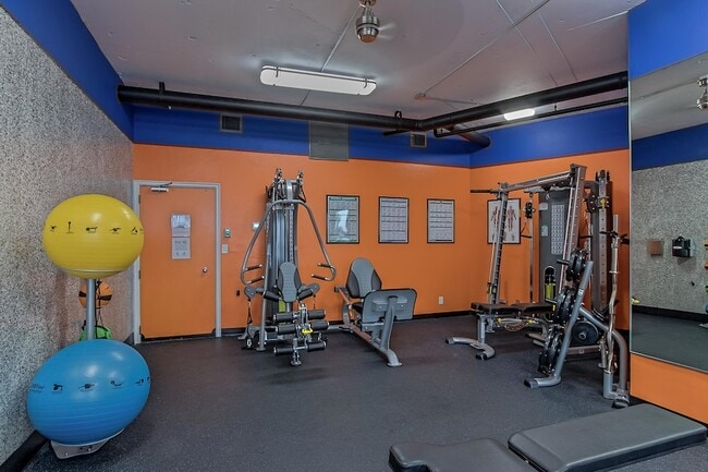 Building Photo - 3700 Galt Ocean Dr