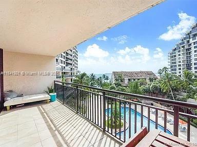 Building Photo - 540 Brickell Key Dr